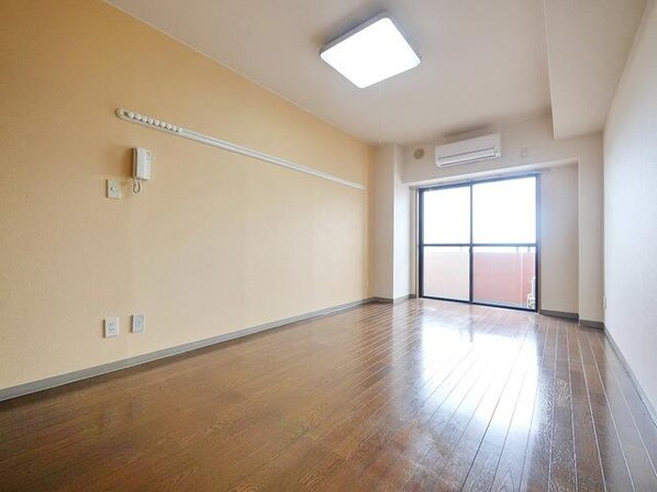 ベルメゾン三郷の物件内観写真